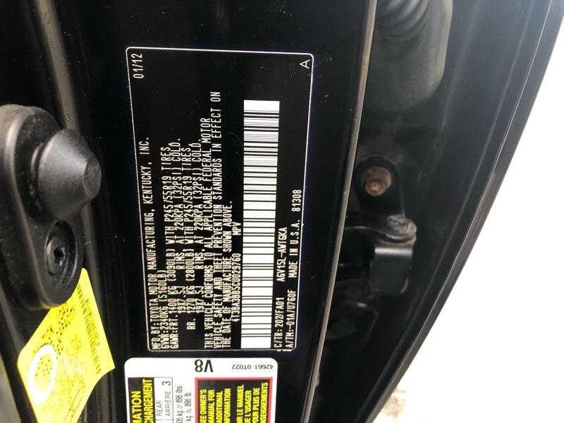 Toyota Venza LE I4 AWD 2012