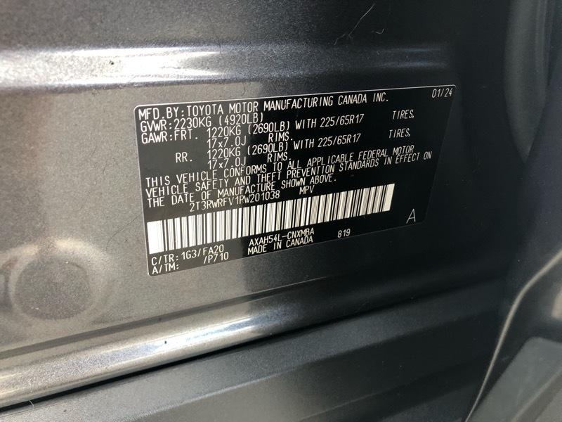 Toyota RAV4 Hybrid XLE 2024