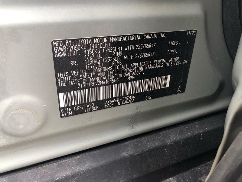 Toyota RAV4 XLE AWD 2021