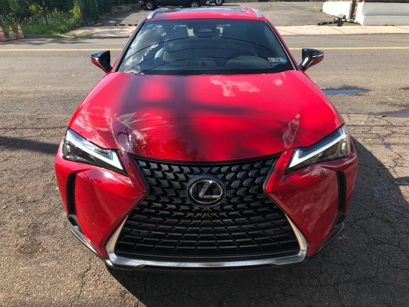 Lexus UX 300h Premium AWD 2025