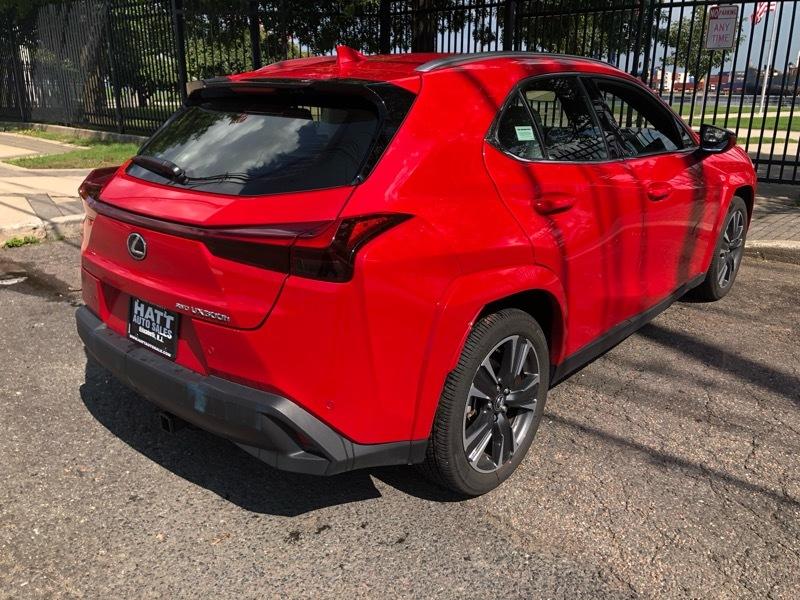 Lexus UX 300h Premium AWD 2025
