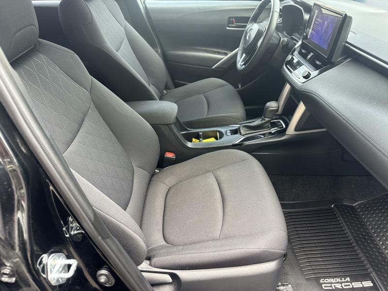 Toyota Corolla Cross LE AWD 2024