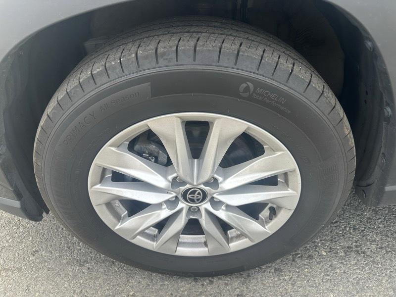 Toyota Corolla Cross LE AWD 2024