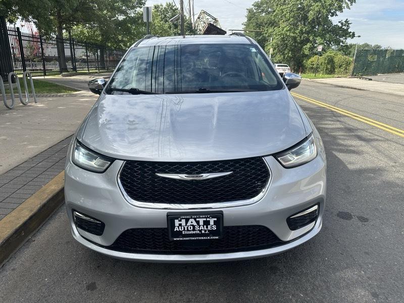 Chrysler Pacifica Limited AWD 2023