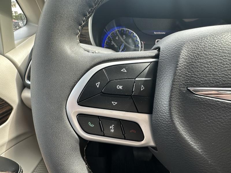 Chrysler Pacifica Limited AWD 2023