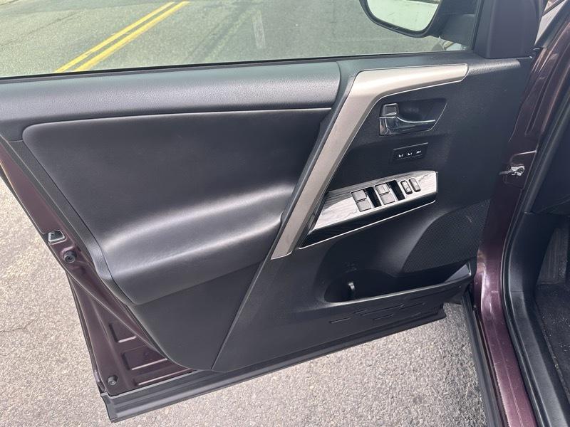 Toyota RAV4 Limited 2017