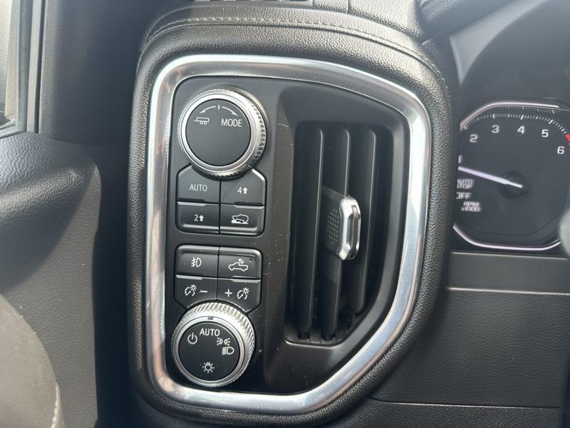 GMC Sierra 1500 Elevation Double Cab 4WD 2021