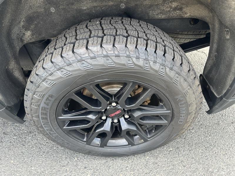 GMC Sierra 1500 Elevation Double Cab 4WD 2021