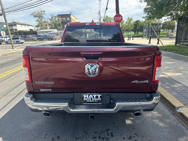RAM 1500 Big Horn Quad Cab 4WD 2021