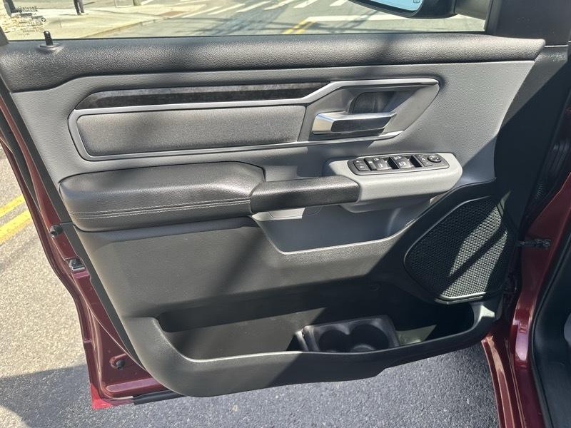 RAM 1500 Big Horn Quad Cab 4WD 2021