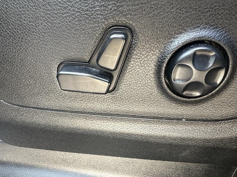 RAM 1500 Big Horn Quad Cab 4WD 2021