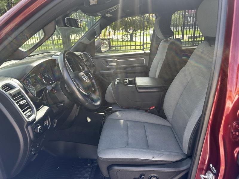 RAM 1500 Big Horn Quad Cab 4WD 2021