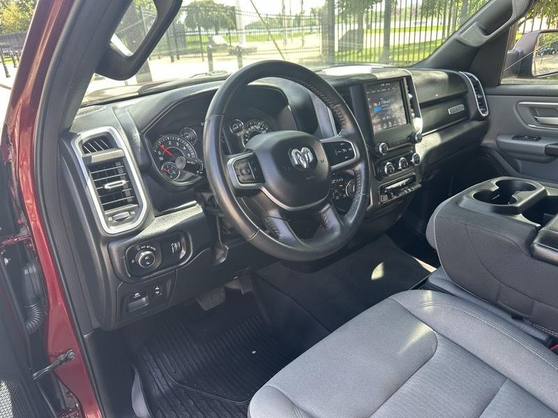 RAM 1500 Big Horn Quad Cab 4WD 2021