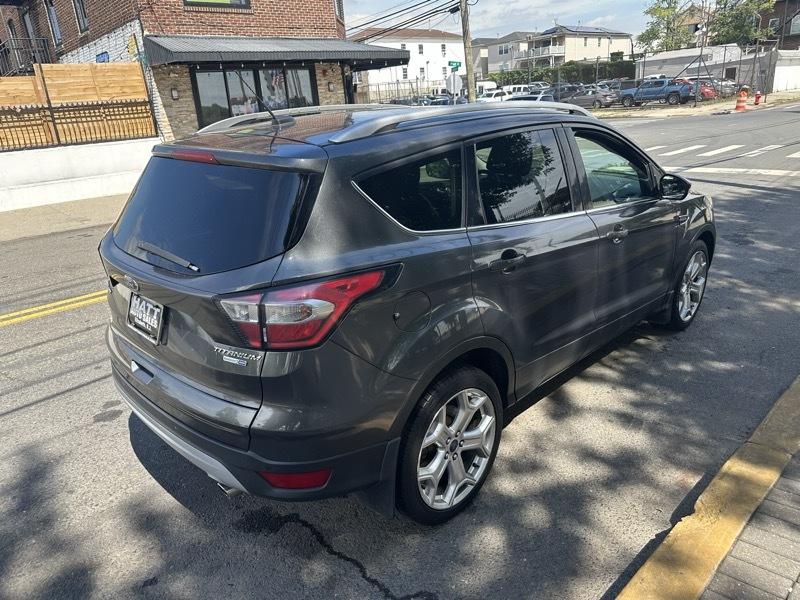 Ford Escape Titanium 4WD 2017