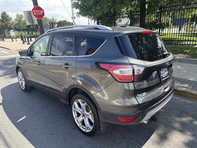 Ford Escape Titanium 4WD 2017