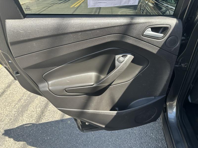 Ford Escape Titanium 4WD 2017