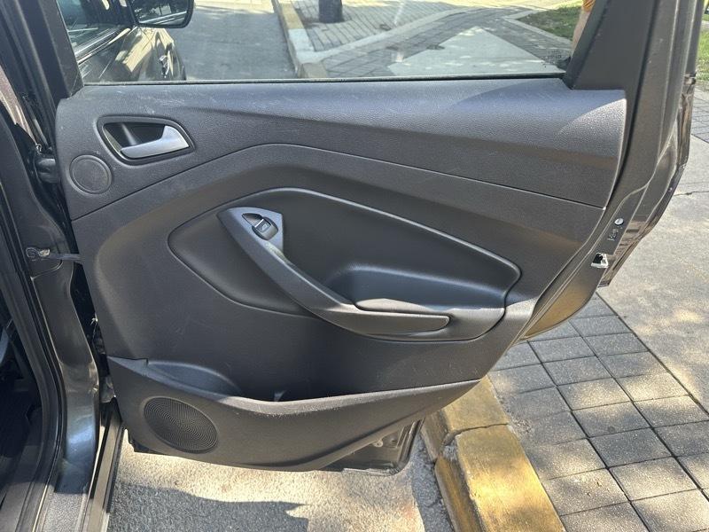 Ford Escape Titanium 4WD 2017