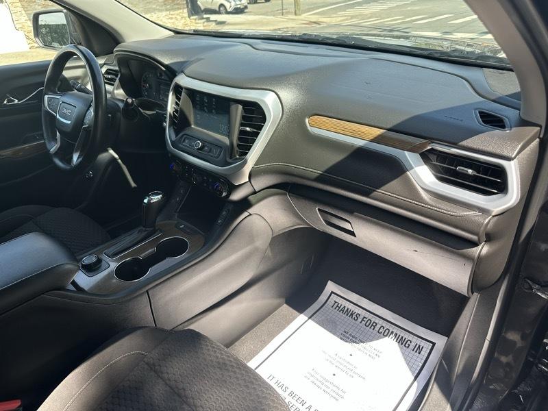 GMC Acadia SLE-2 AWD 2017