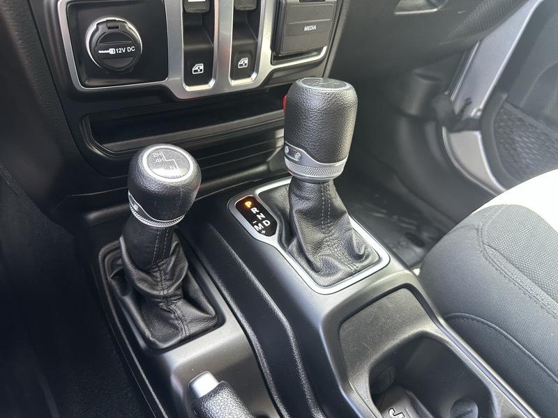 Jeep Wrangler Sport 4WD 2020