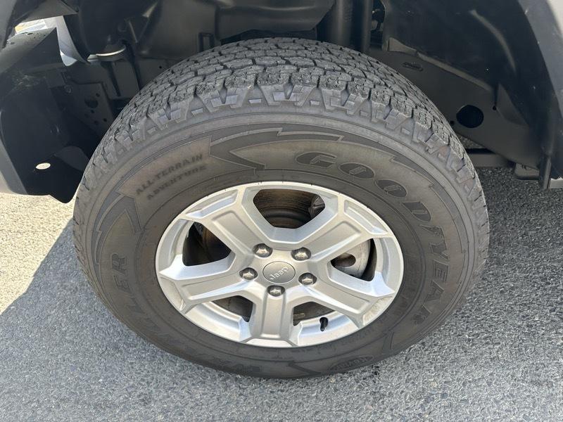 Jeep Wrangler Sport 4WD 2020