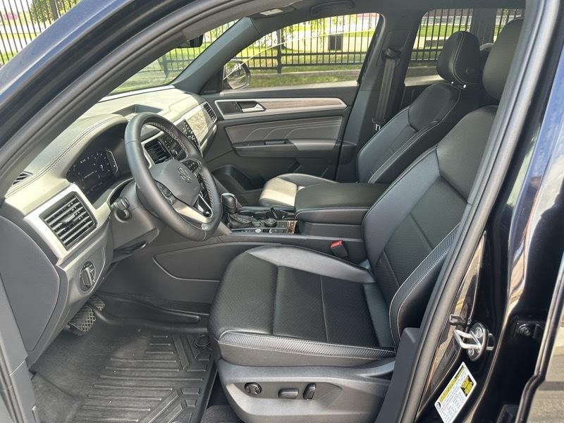 Volkswagen Atlas Cross Sport SE w/Technology 4MOTION 2023