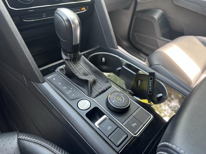 Volkswagen Atlas Cross Sport SE w/Technology 4MOTION 2023