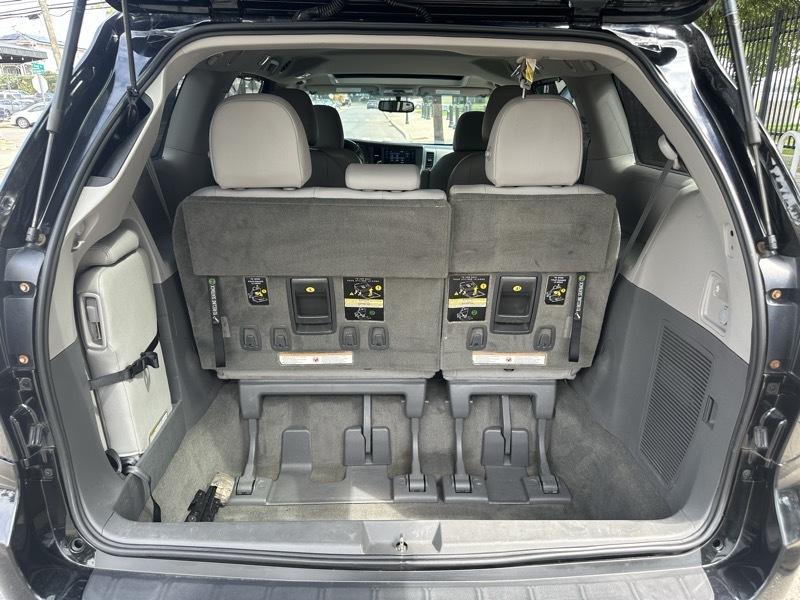 Toyota Sienna  2015