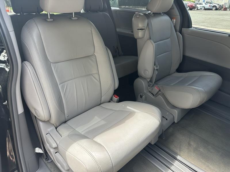 Toyota Sienna  2015