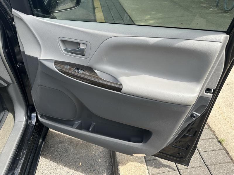 Toyota Sienna  2015