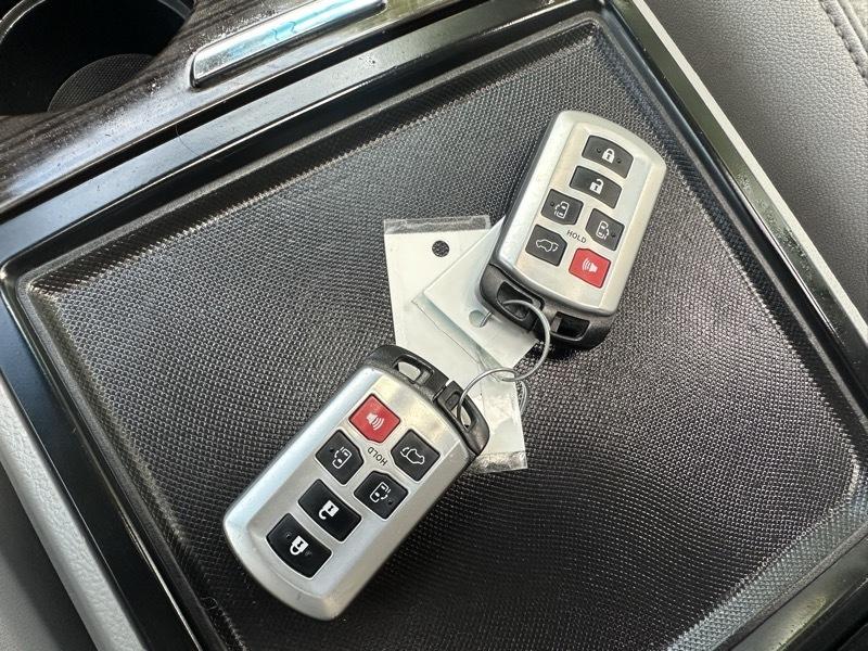 Toyota Sienna  2015