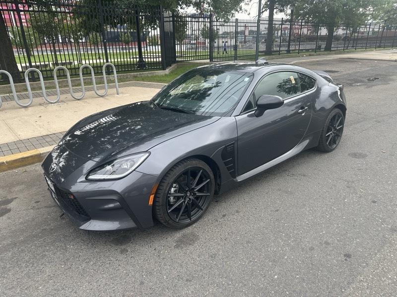 2024 Toyota GR86 Premium 6A