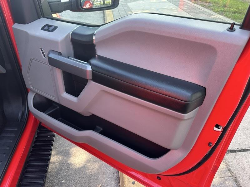 Ford F-150 XLT 8-ft. Bed 4WD 2016