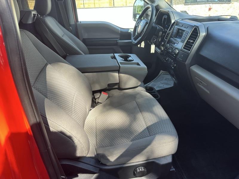 Ford F-150 XLT 8-ft. Bed 4WD 2016