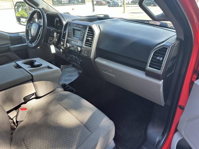 Ford F-150 XLT 8-ft. Bed 4WD 2016