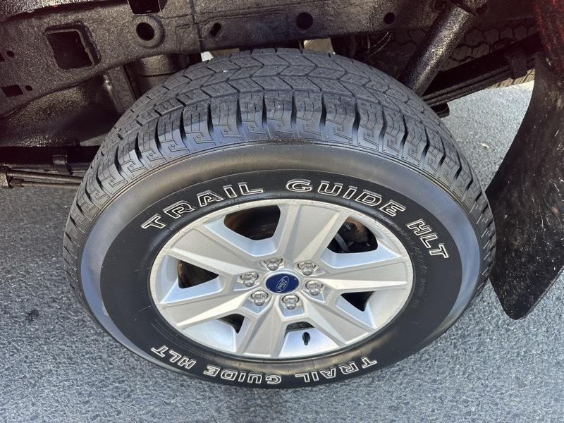 Ford F-150 XLT 8-ft. Bed 4WD 2016