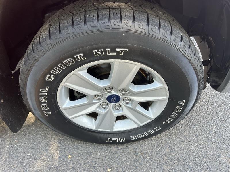 Ford F-150 XLT 8-ft. Bed 4WD 2016