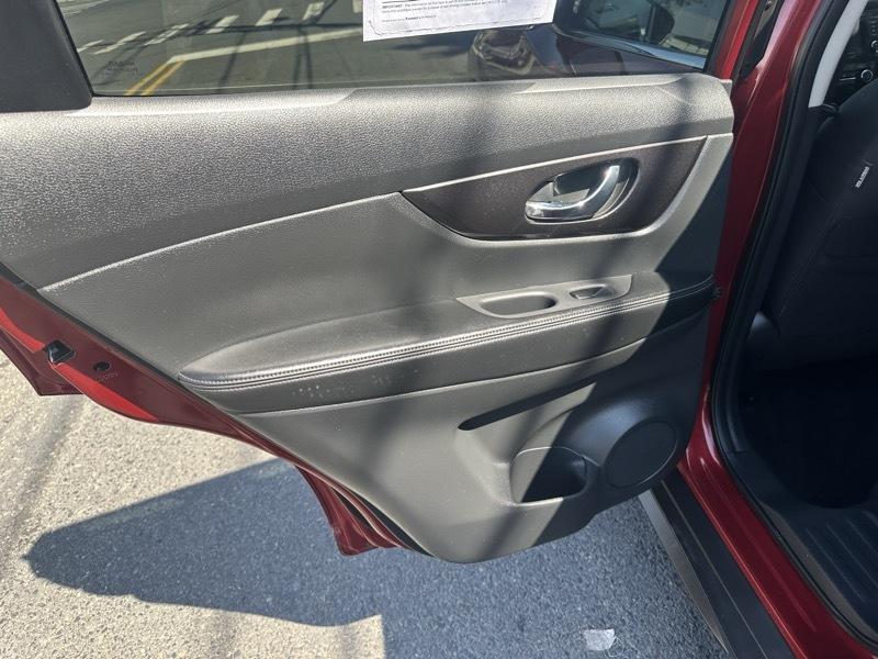 Nissan Rogue SV AWD 2018