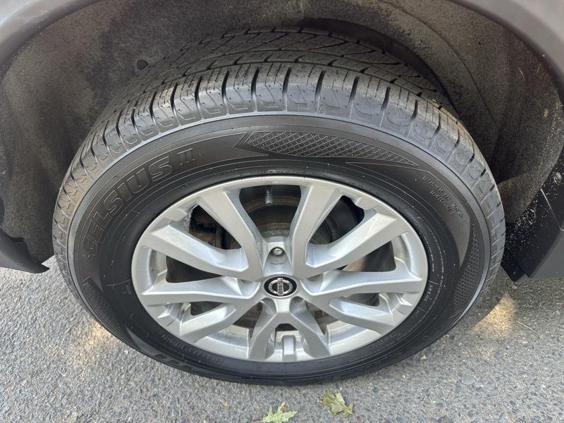 Nissan Rogue SV AWD 2018
