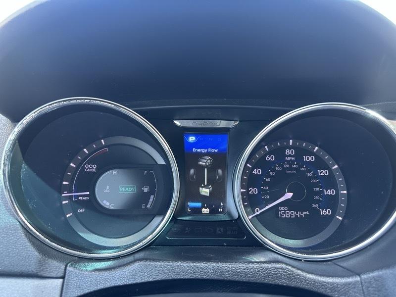 Hyundai Sonata Hybrid Sedan 2012