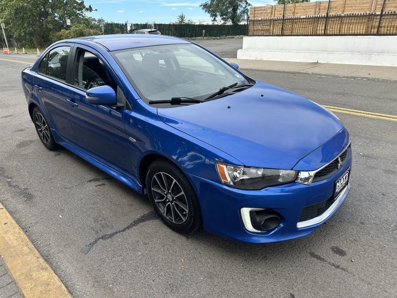 Mitsubishi Lancer  2016