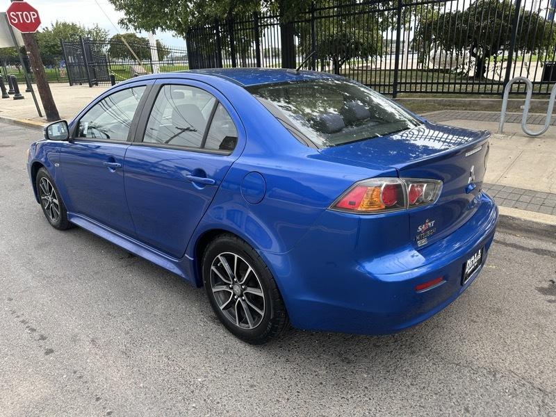 Mitsubishi Lancer  2016