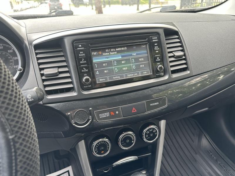 Mitsubishi Lancer  2016