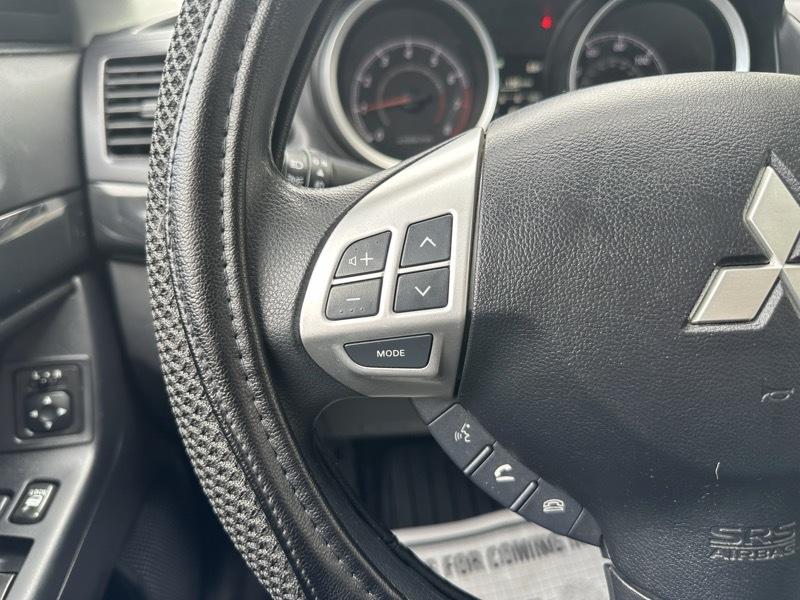 Mitsubishi Lancer  2016