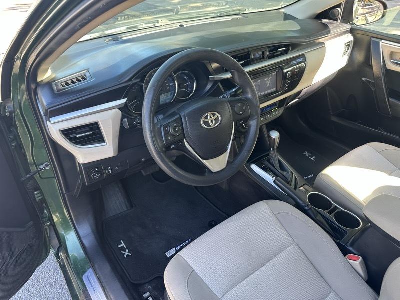 Toyota Corolla LE 2015