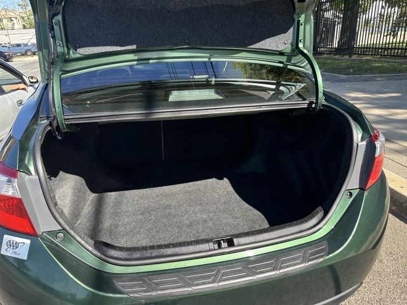 Toyota Corolla LE 2015