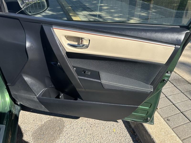 Toyota Corolla LE 2015