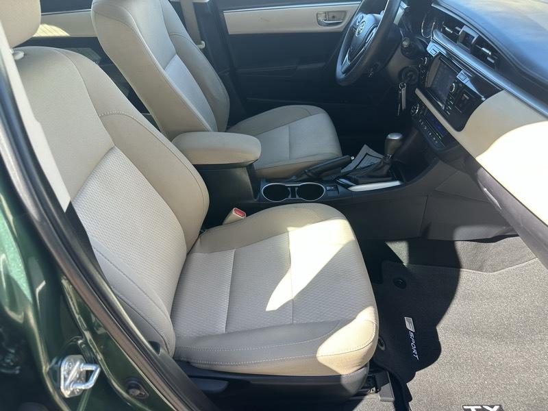 Toyota Corolla LE 2015