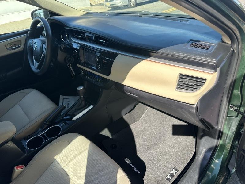 Toyota Corolla LE 2015