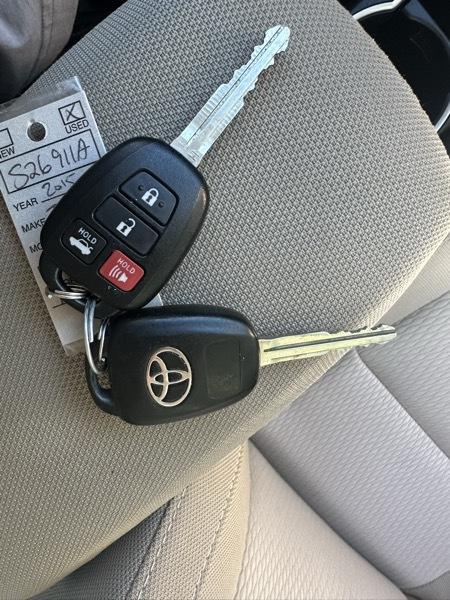 Toyota Corolla LE 2015