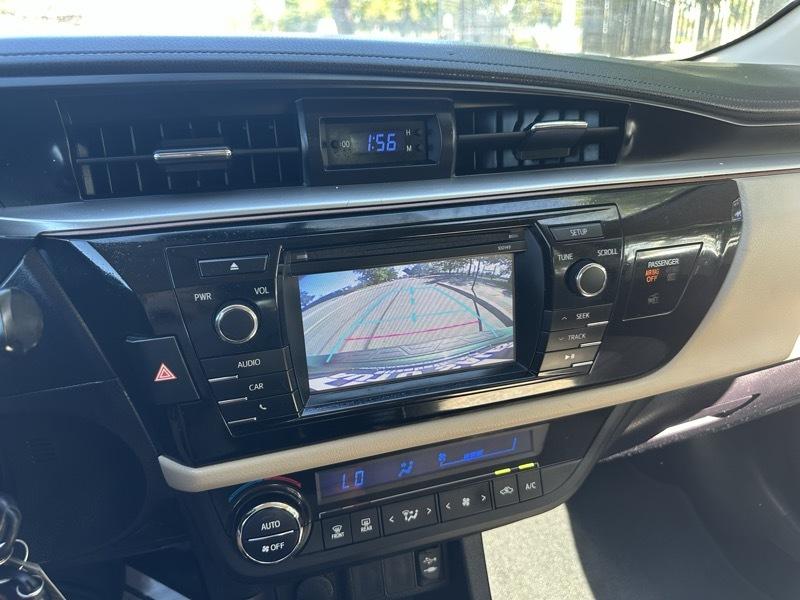 Toyota Corolla LE 2015